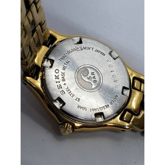 Seiko Women\'s Gold Tone 28mm 7n82-0599 main image 7